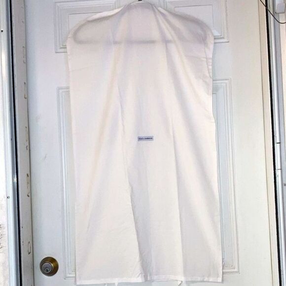 DOLCE and GABBANA Hanging Clothes Dust Bag Crisp White 36 x 20 in 36 x 20 inches - Picture 2 of 10
